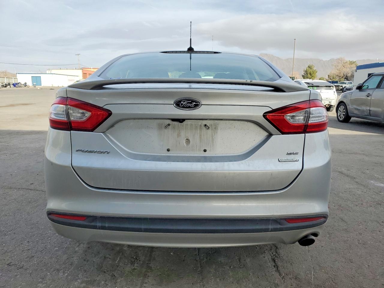 2014 FORD FUSION photo 16