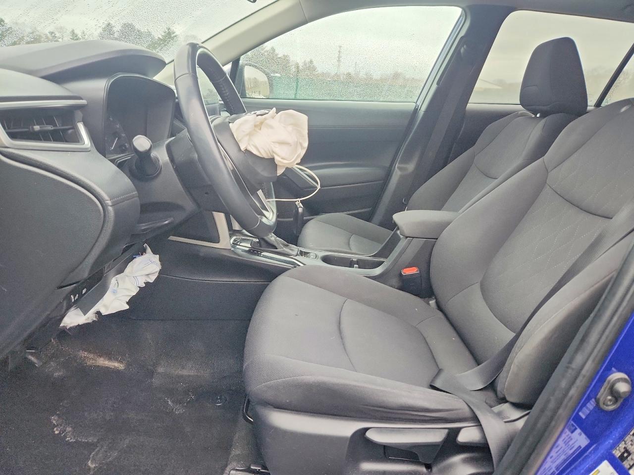 2024 TOYOTA COROLLA CROSS LE photo 13