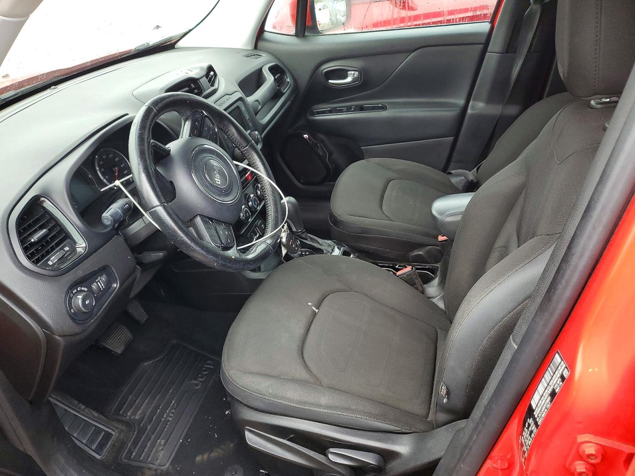 2017 JEEP RENEGADE LATITUDE photo 13