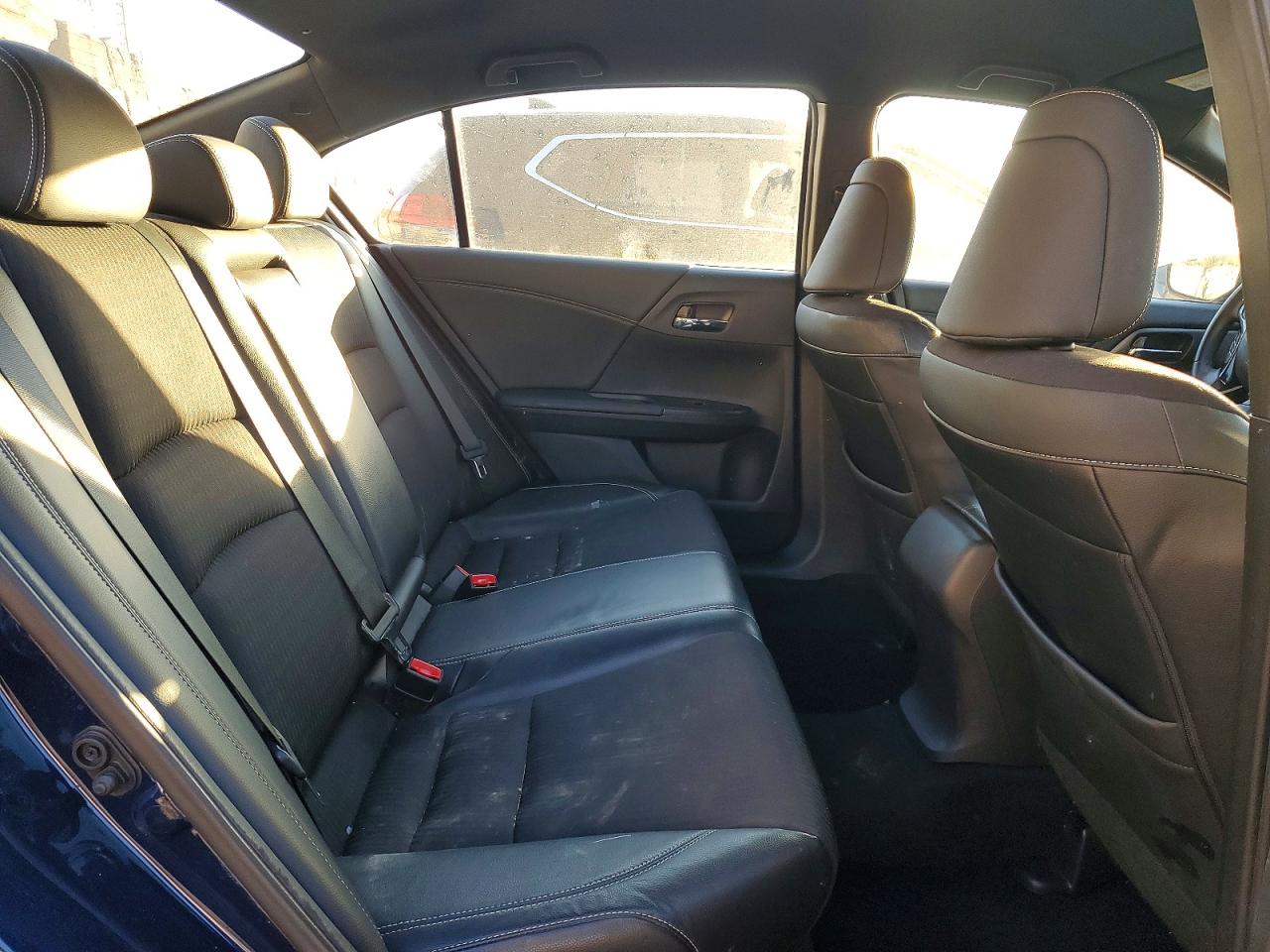 2016 HONDA ACCORD SPORT photo 28