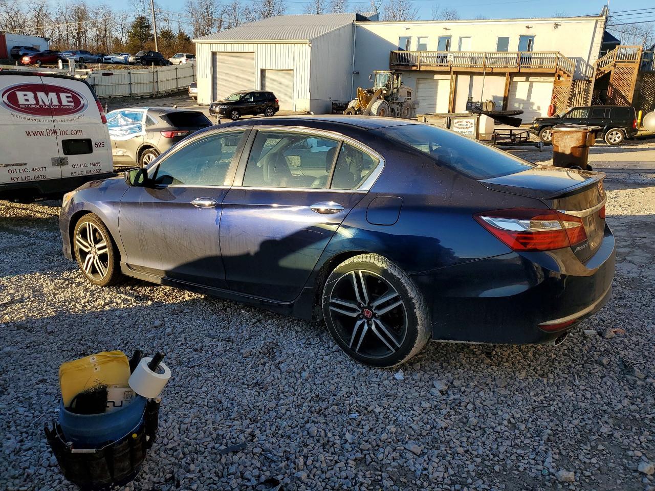 2016 HONDA ACCORD SPORT photo 4