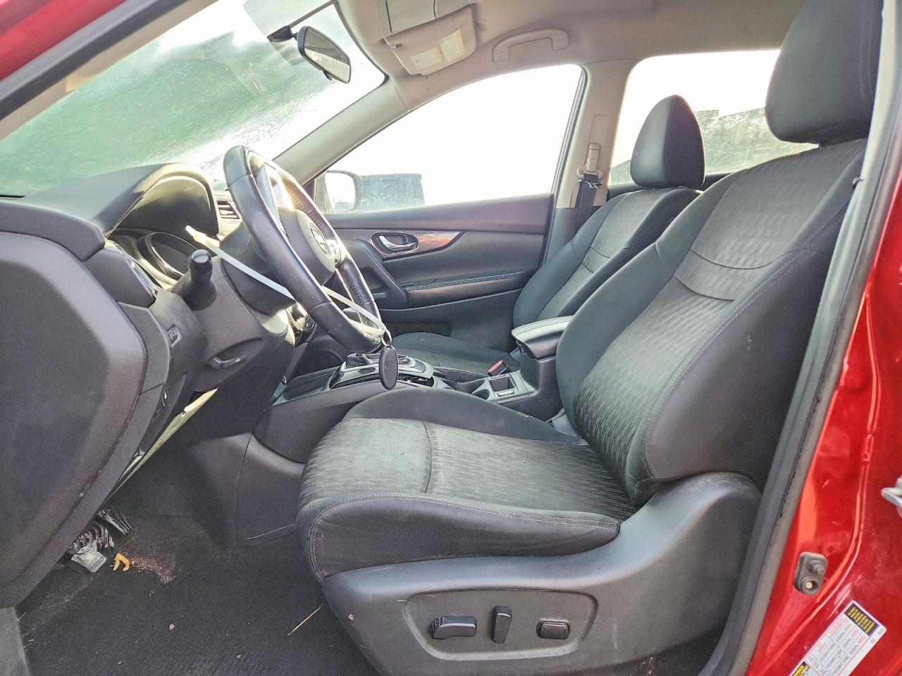 2018 NISSAN ROGUE S photo 13