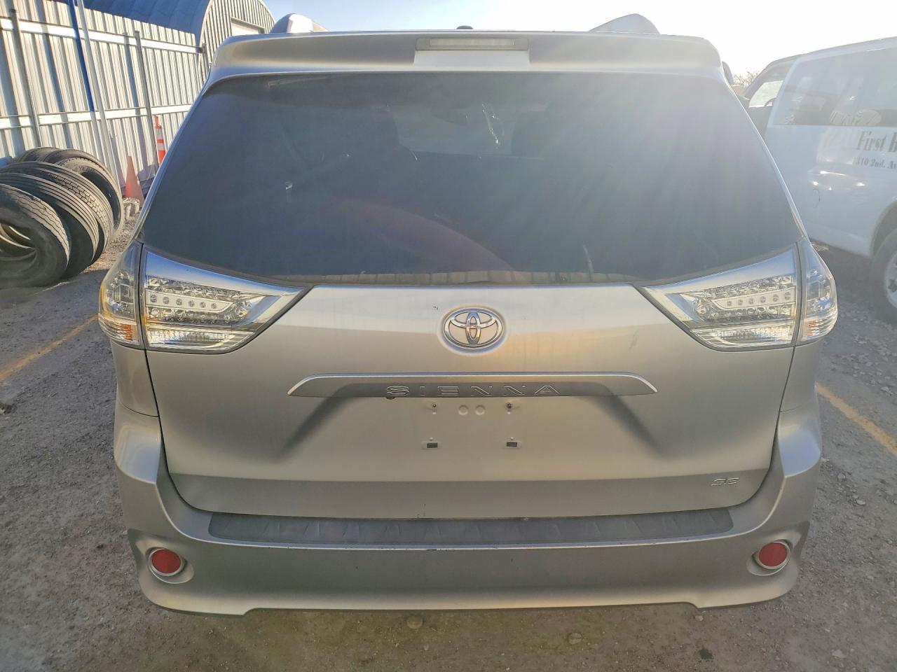 2015 TOYOTA SIENNA SPORT photo 11