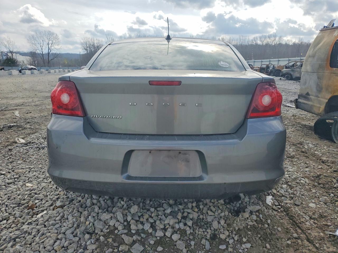 2012 DODGE AVENGER SE photo 6