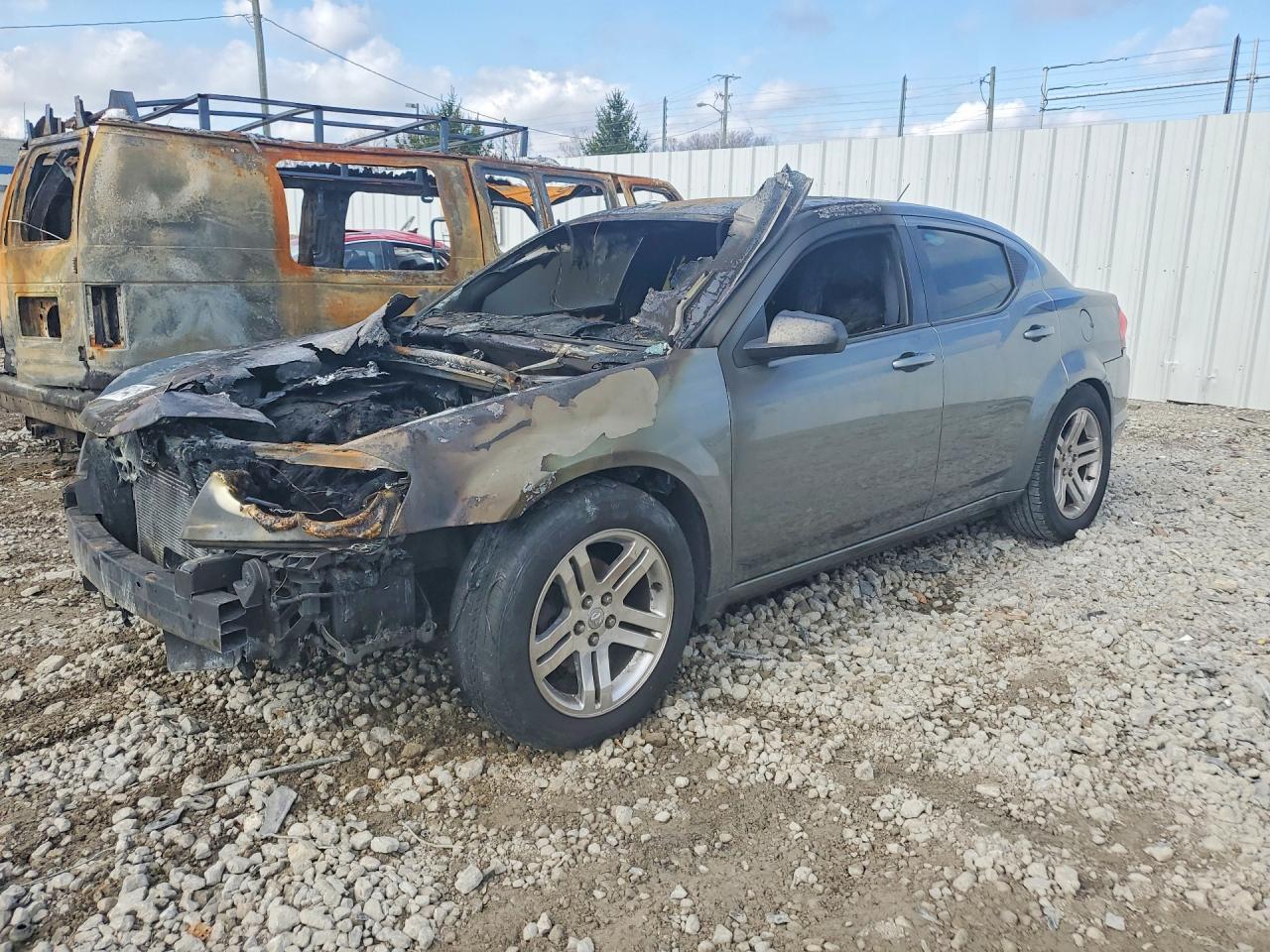 2012 DODGE AVENGER