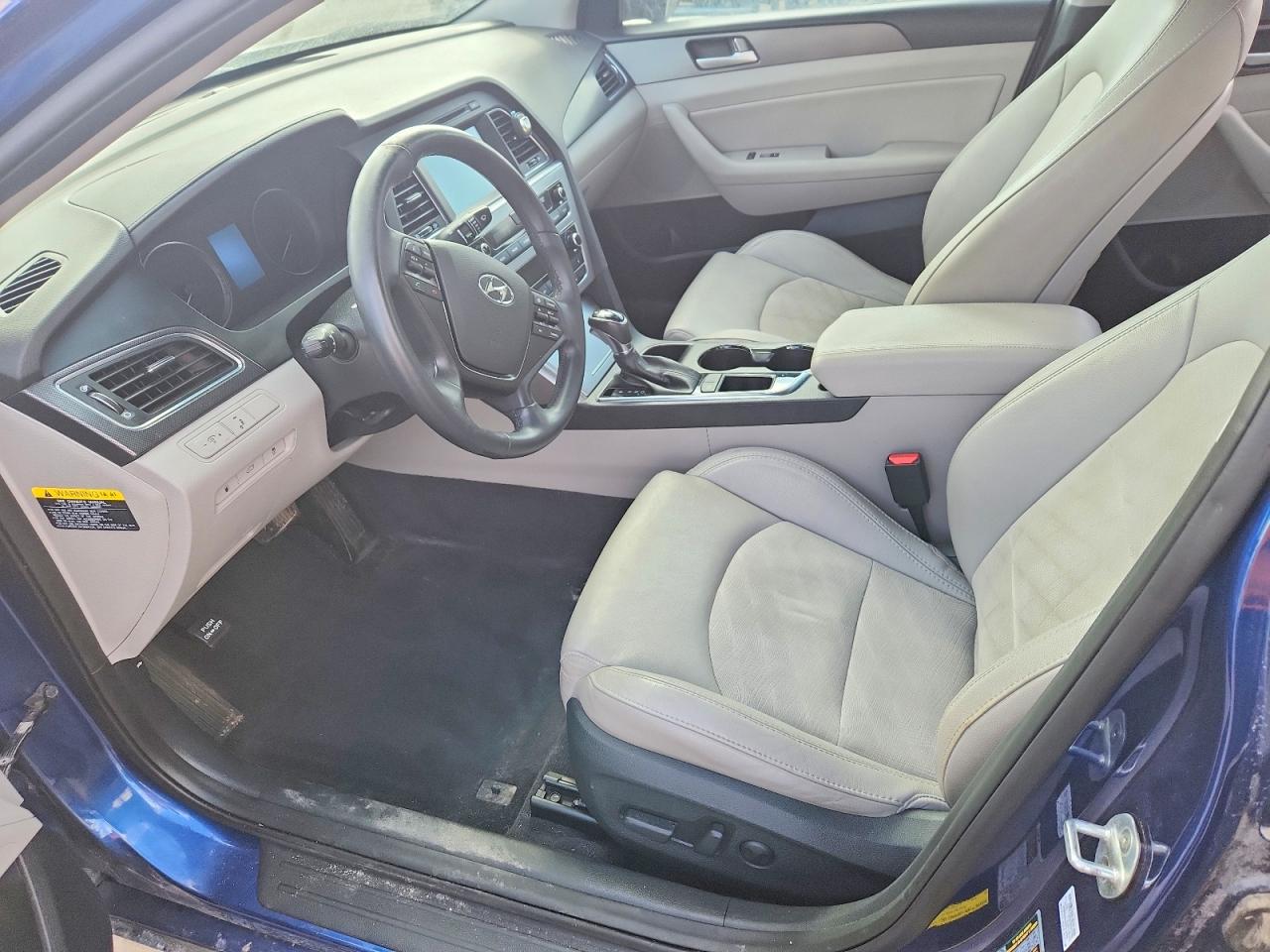 2016 HYUNDAI SONATA SPORT photo 19