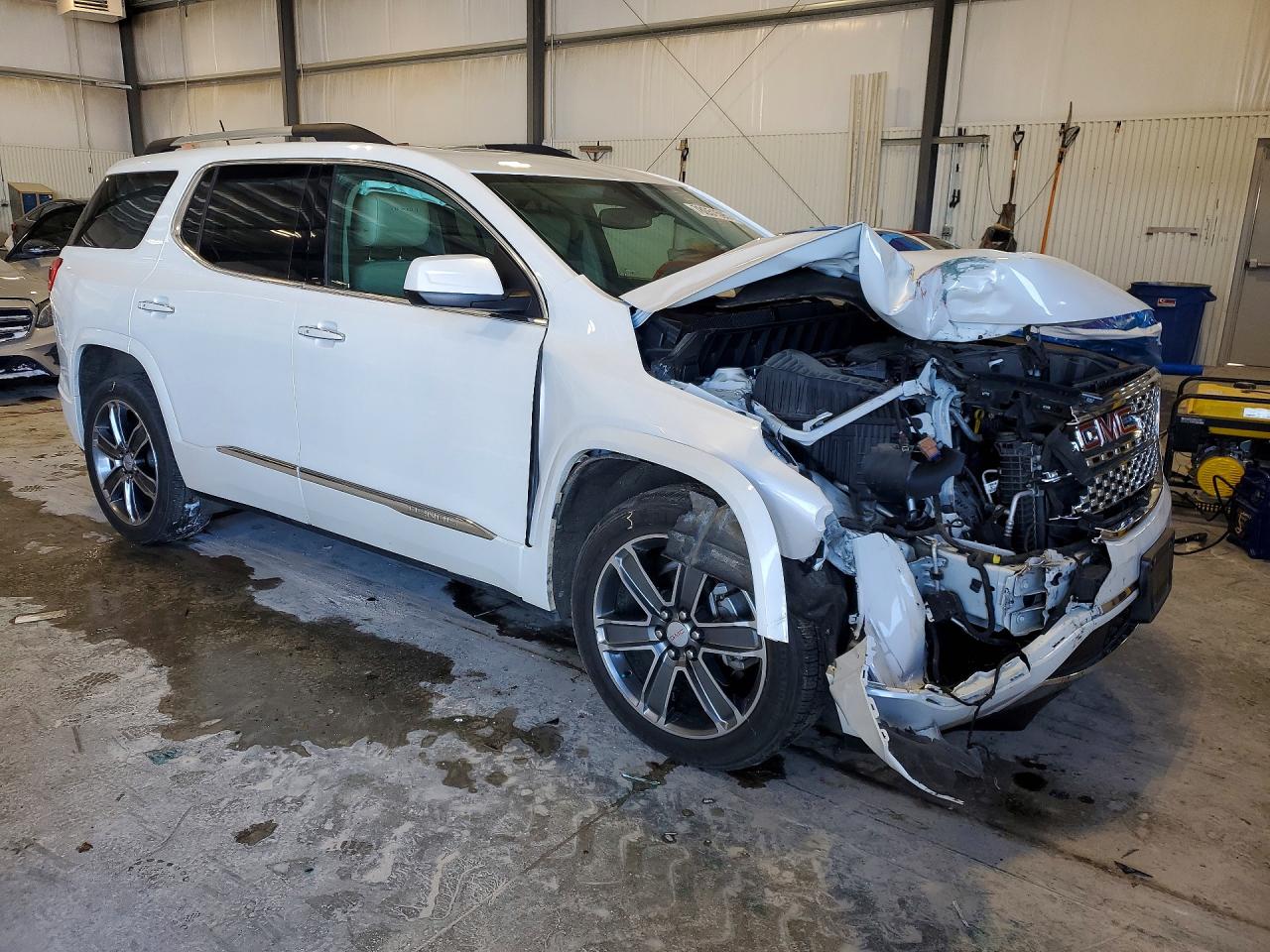 2017 GMC ACADIA DENALI photo 4