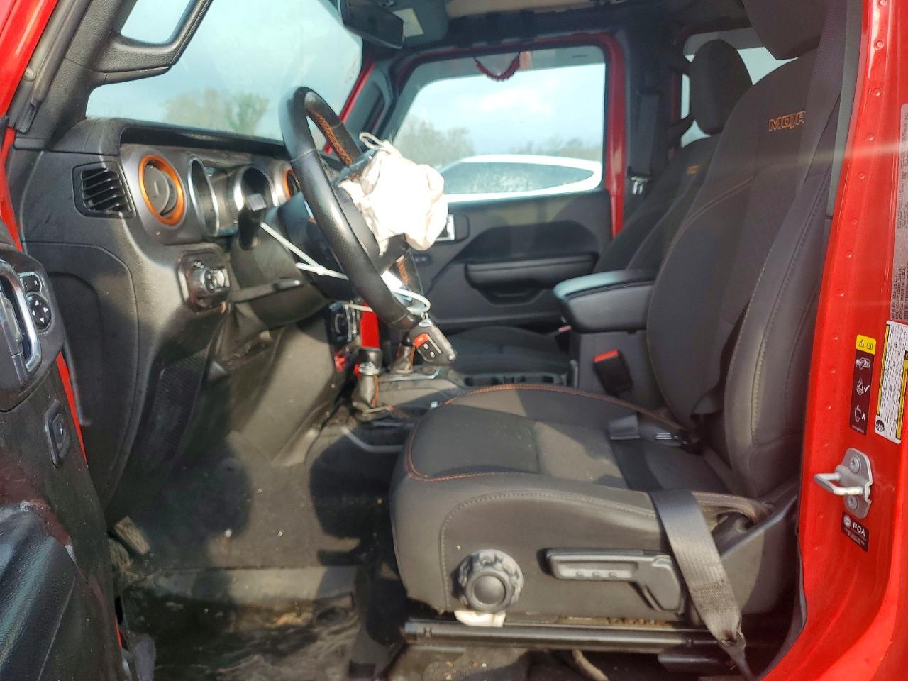 2021 JEEP GLADIATOR MOJAVE photo 13