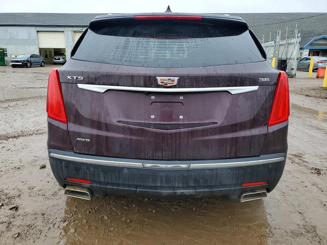 2017 CADILLAC XT5 LUXURY photo 11