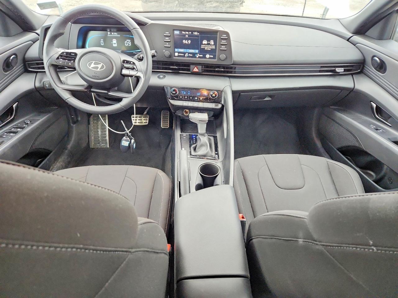 2025 HYUNDAI ELANTRA SEL SPORT photo 8