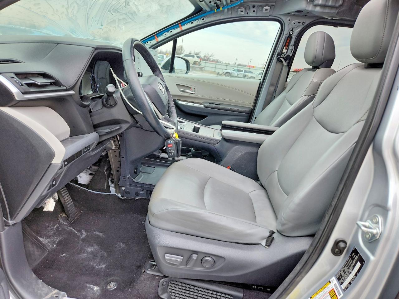 2021 TOYOTA SIENNA photo 7