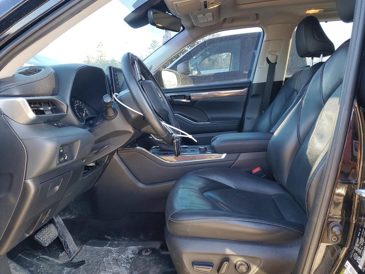 2020 TOYOTA HIGHLANDER LIMITED photo 13