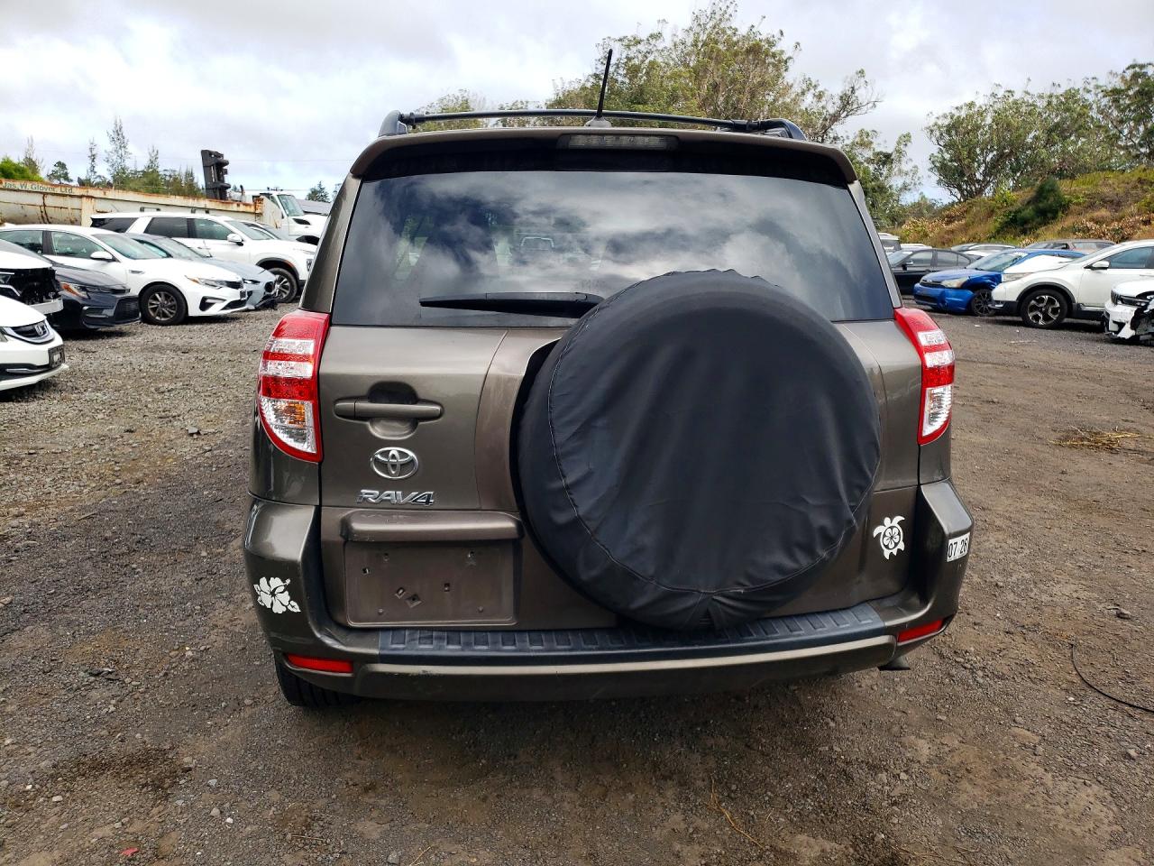 2011 TOYOTA RAV4 photo 6