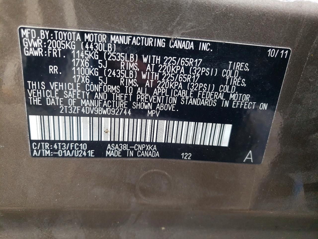 2011 TOYOTA RAV4 photo 13