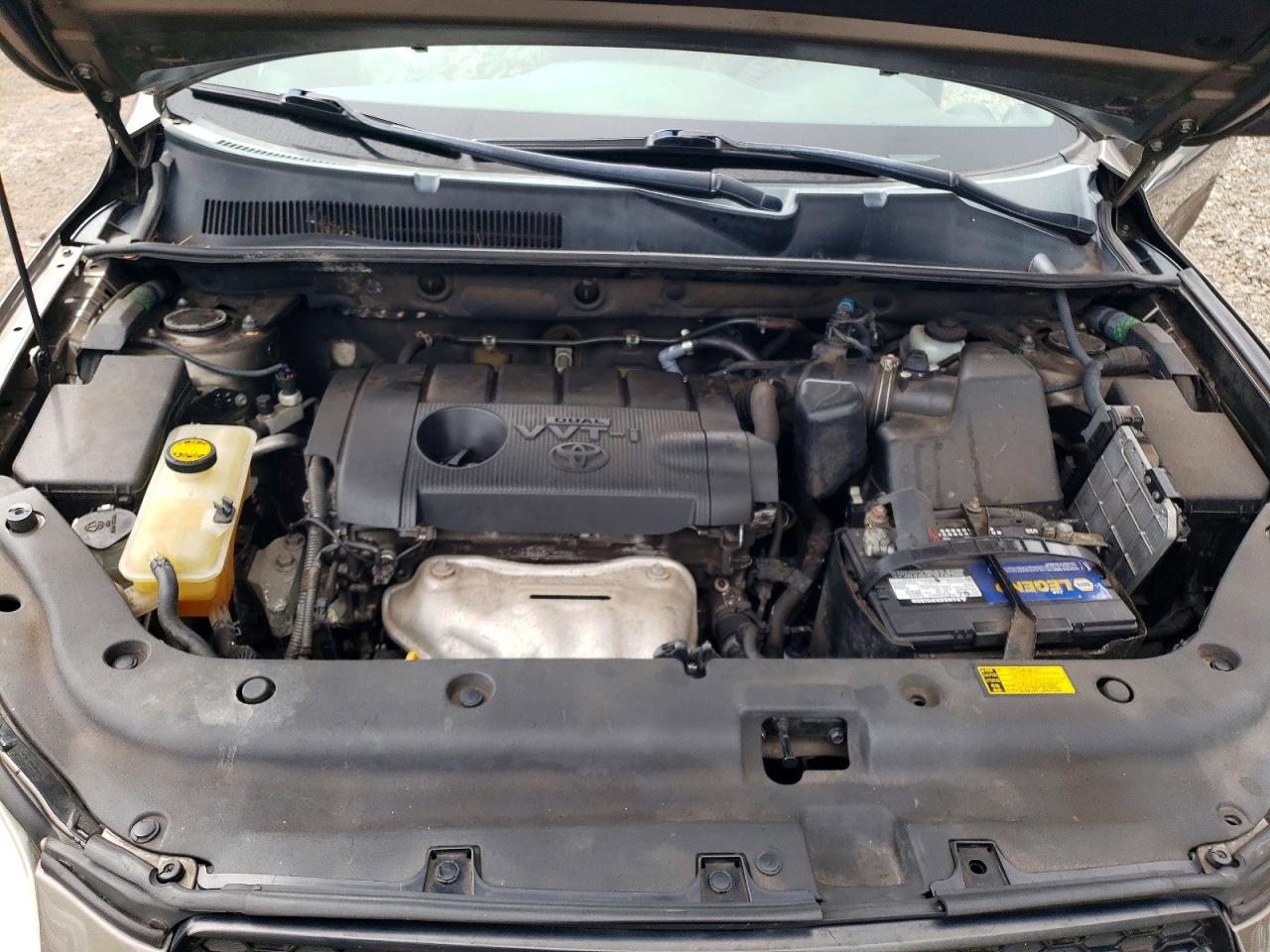 2011 TOYOTA RAV4 photo 12