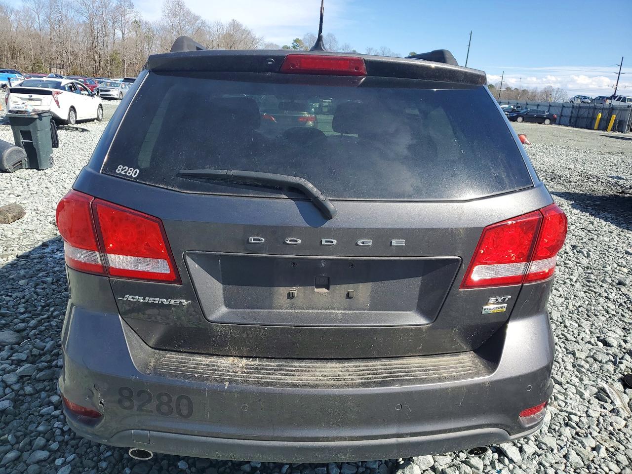 2014 DODGE JOURNEY SXT photo 11