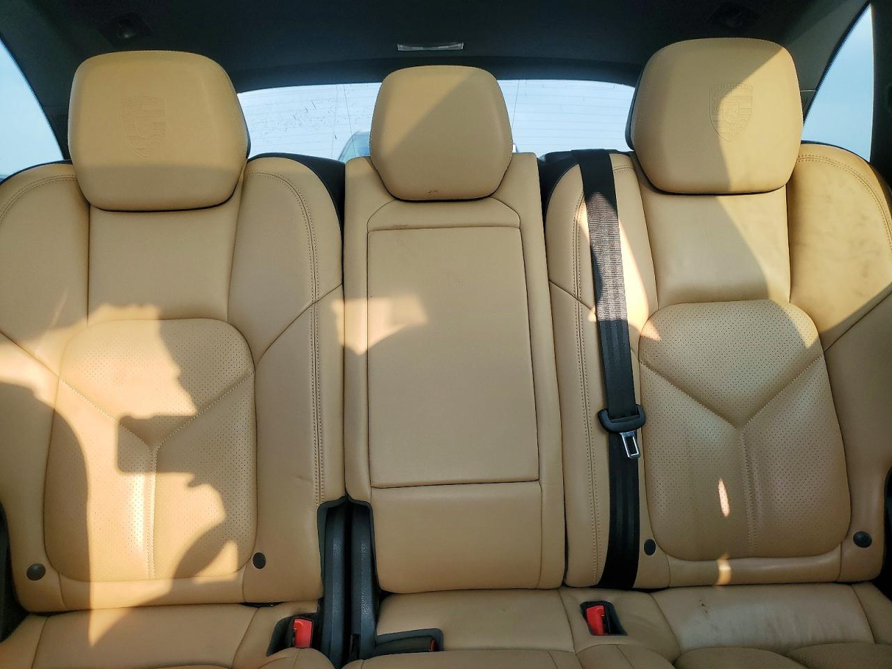 2018 PORSCHE CAYENNE SE HYBRID PLATINUM photo 19