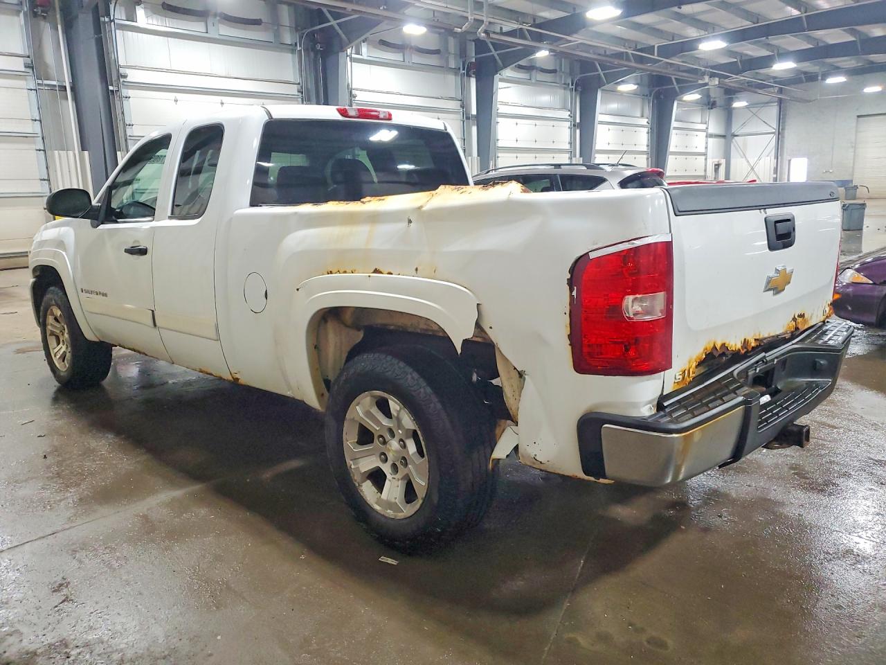 2007 CHEVROLET SILVERADO K1500 photo 2