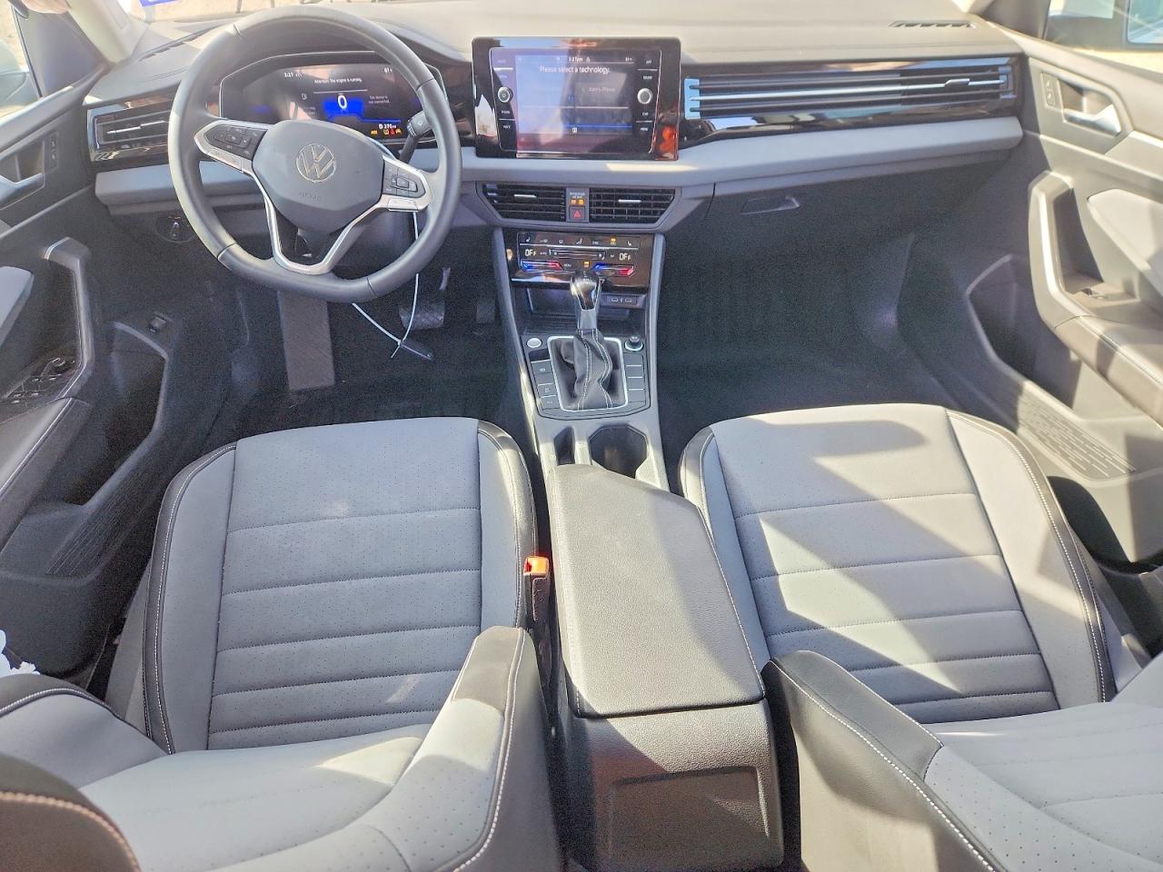2025 VOLKSWAGEN JETTA SE photo 8
