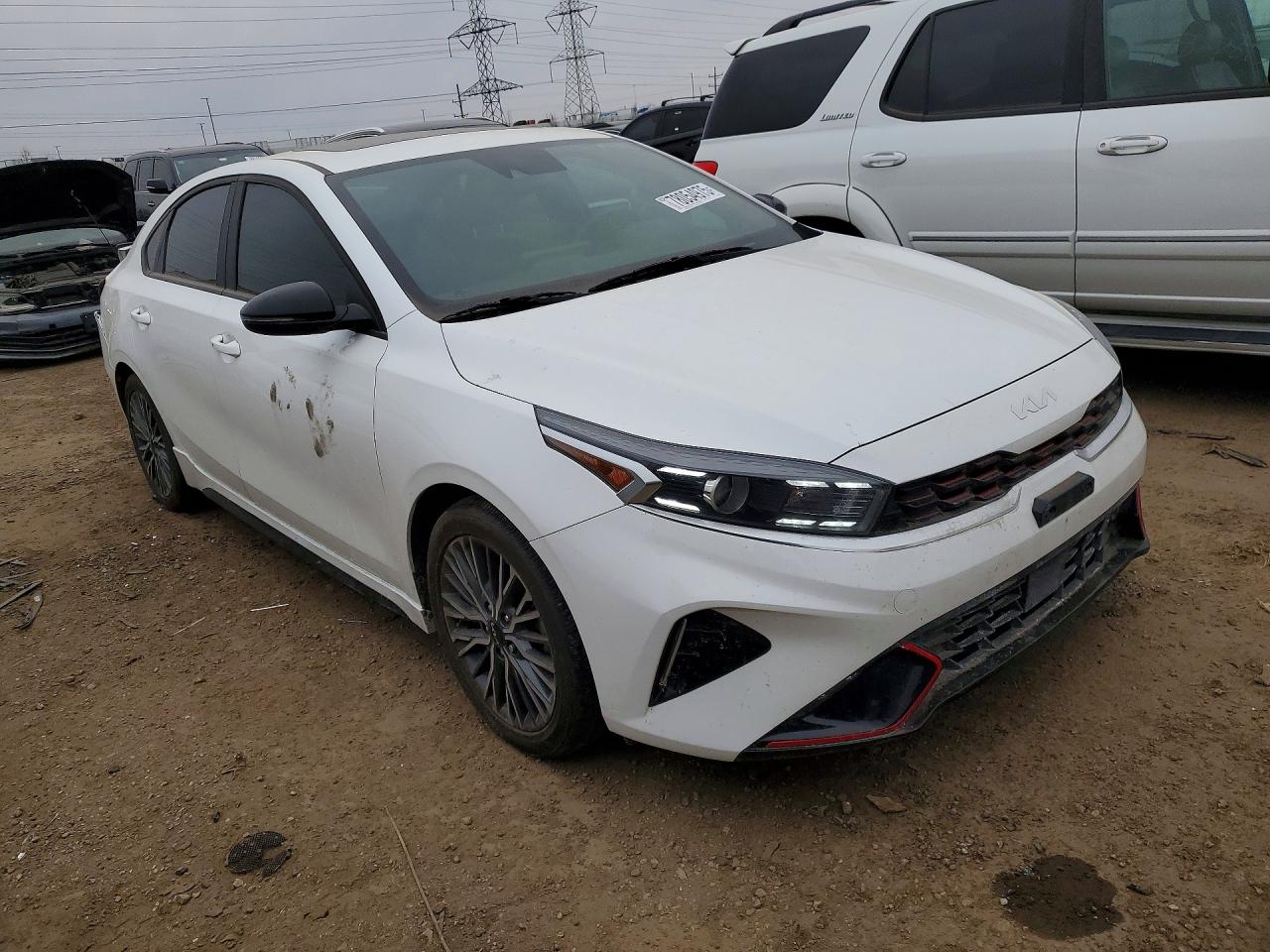 2023 KIA FORTE GT-LINE photo 4