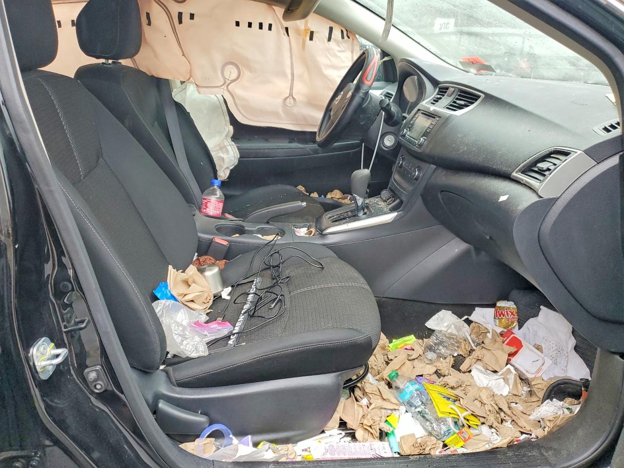 2018 NISSAN SENTRA S photo 13