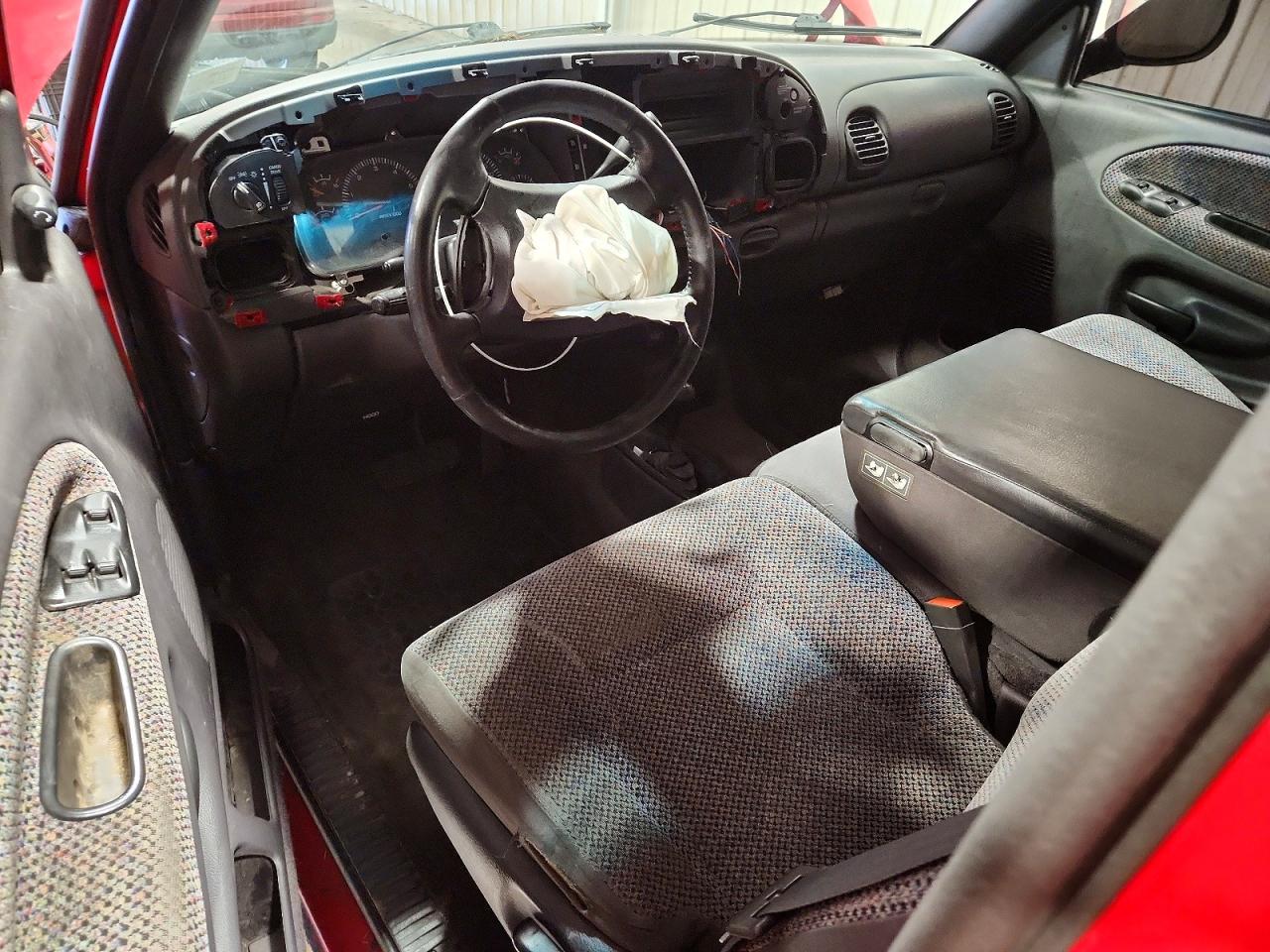 2001 DODGE RAM 1500 photo 15