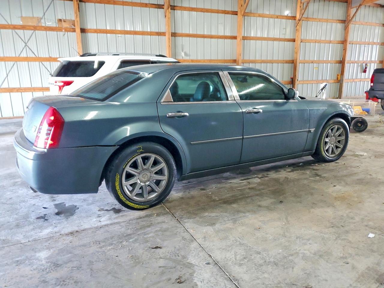 2005 CHRYSLER 300C photo 5