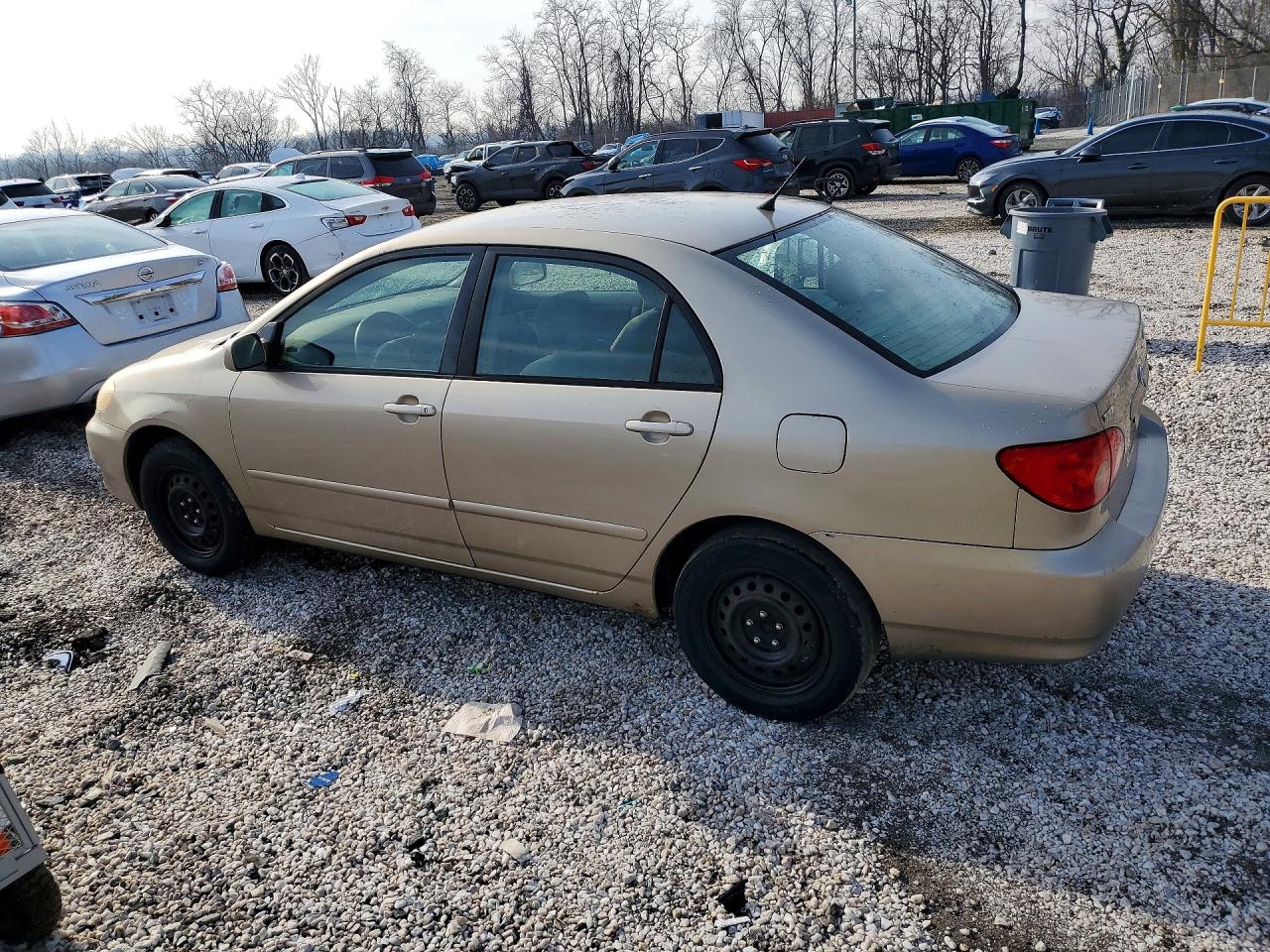 2006 TOYOTA COROLLA LE photo 2