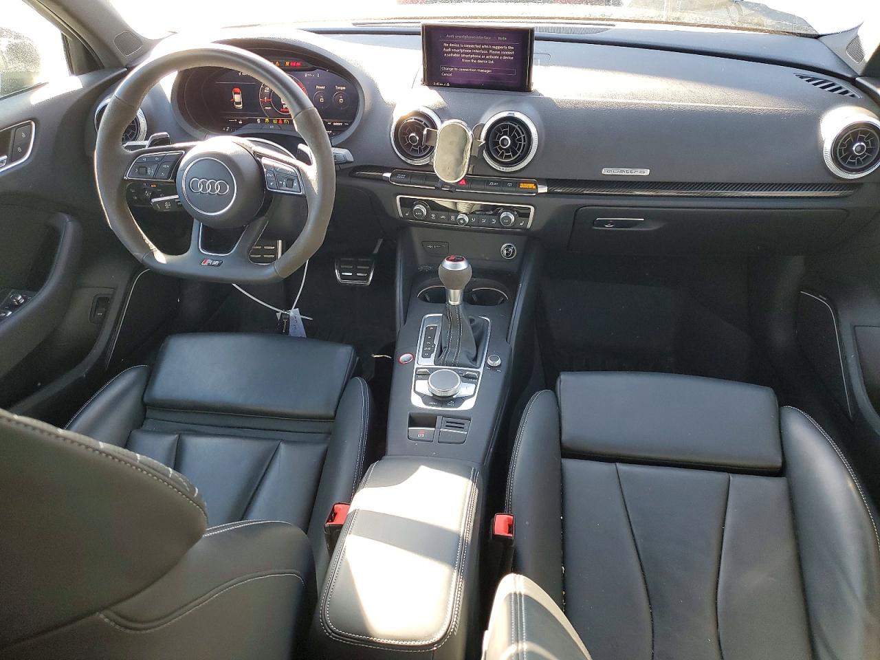 2018 AUDI RS3 photo 22