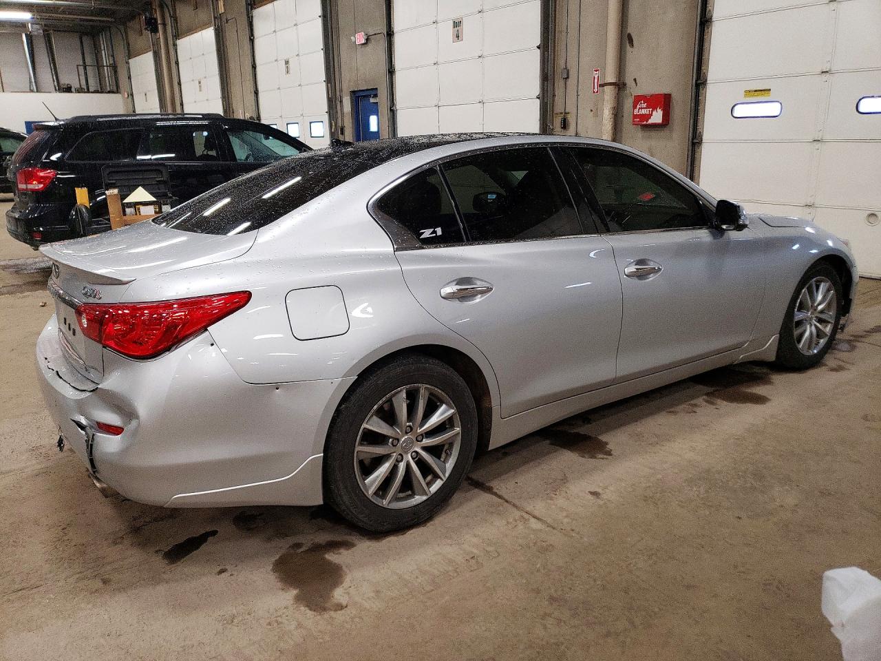 2015 INFINITI Q50 BASE photo 5