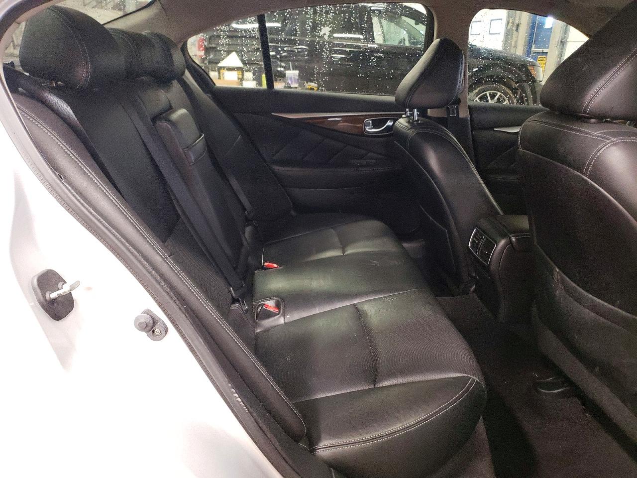 2015 INFINITI Q50 BASE photo 19
