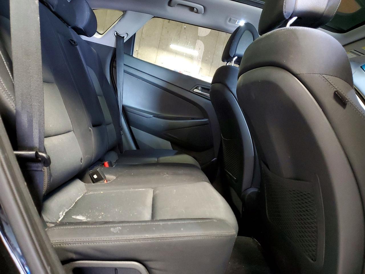 2018 HYUNDAI TUCSON VALUE photo 21