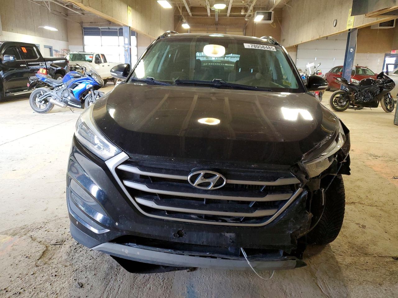 2018 HYUNDAI TUCSON VALUE photo 9