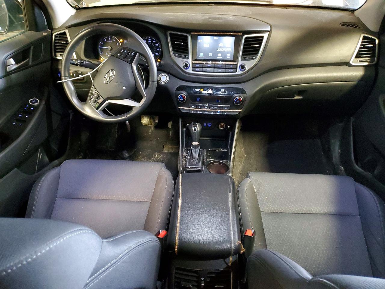 2018 HYUNDAI TUCSON VALUE photo 15