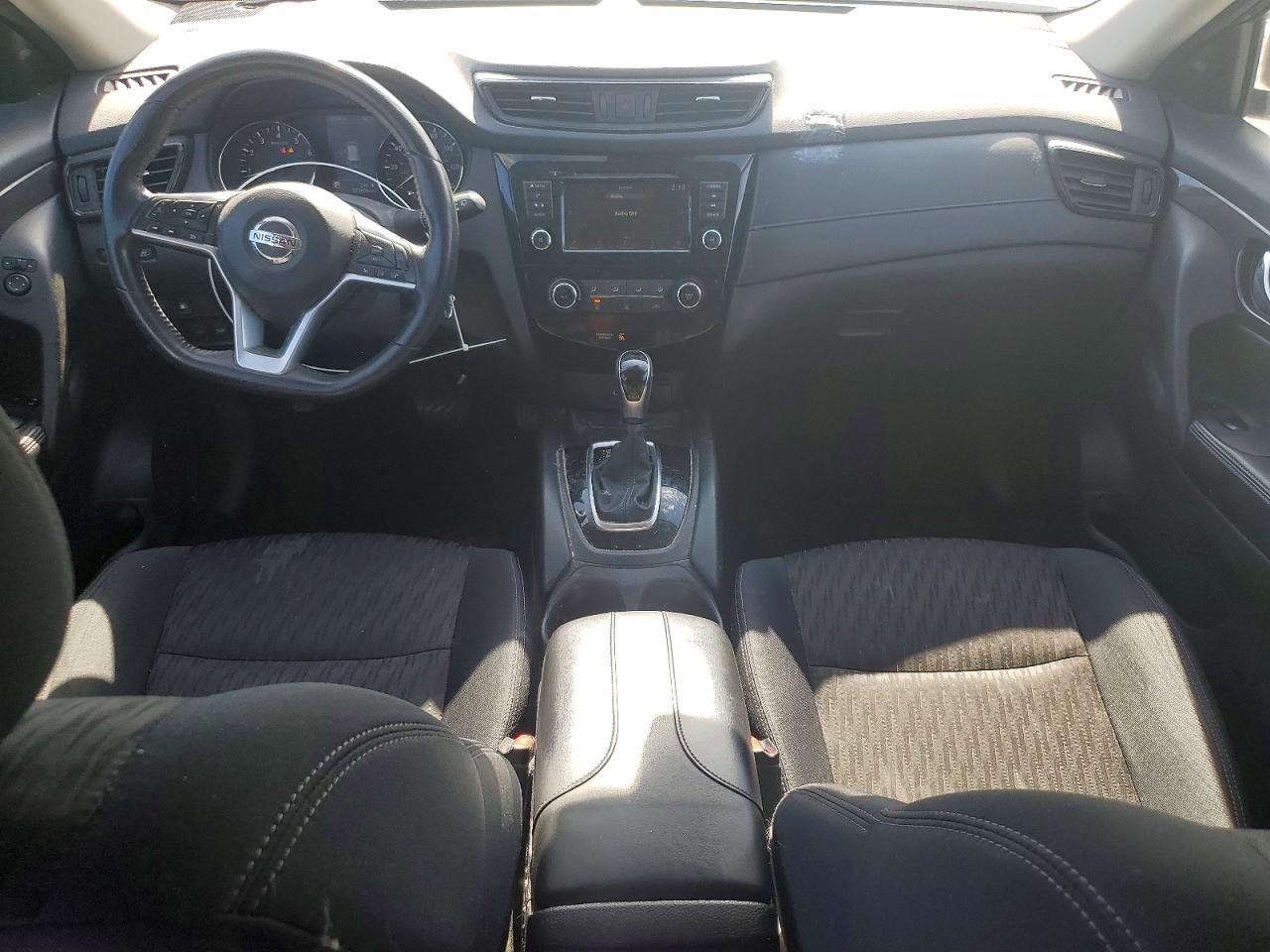 2019 NISSAN ROGUE S photo 8