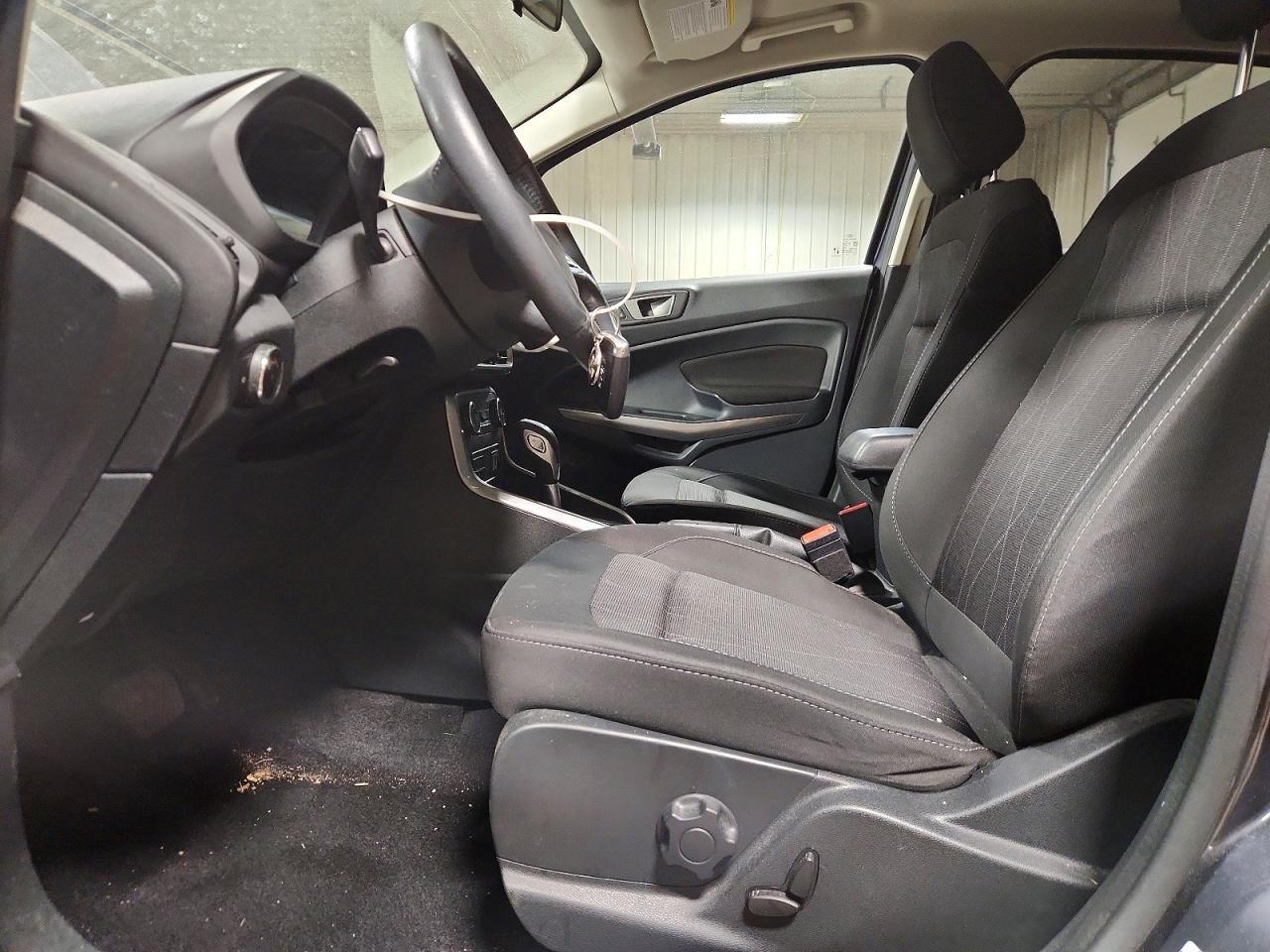 2020 FORD ECOSPORT SE photo 13
