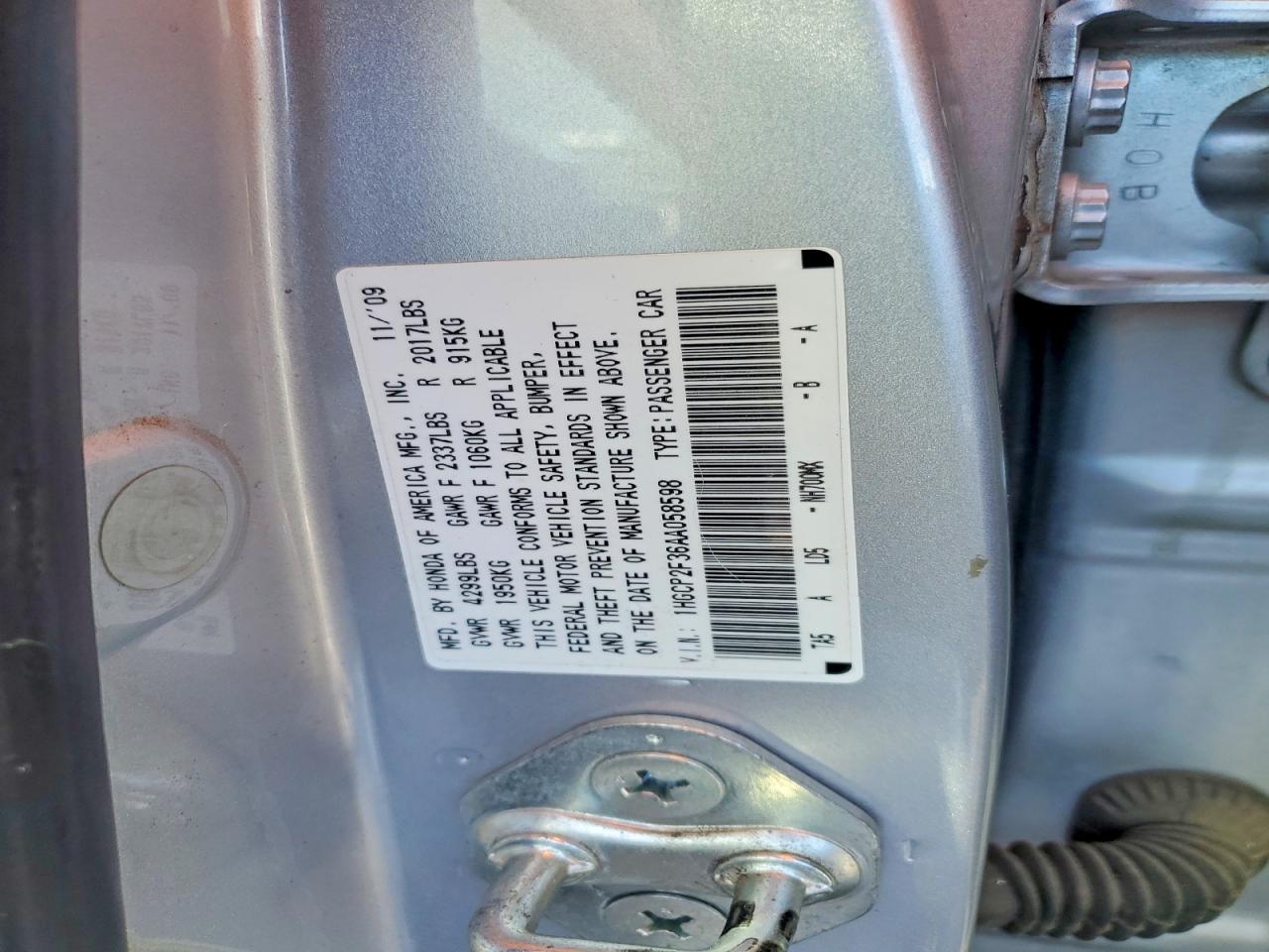 2010 HONDA ACCORD LX photo 25