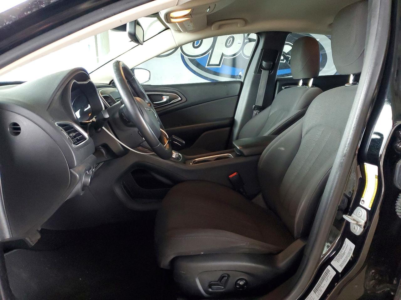 2016 CHRYSLER 200 LIMITED photo 13