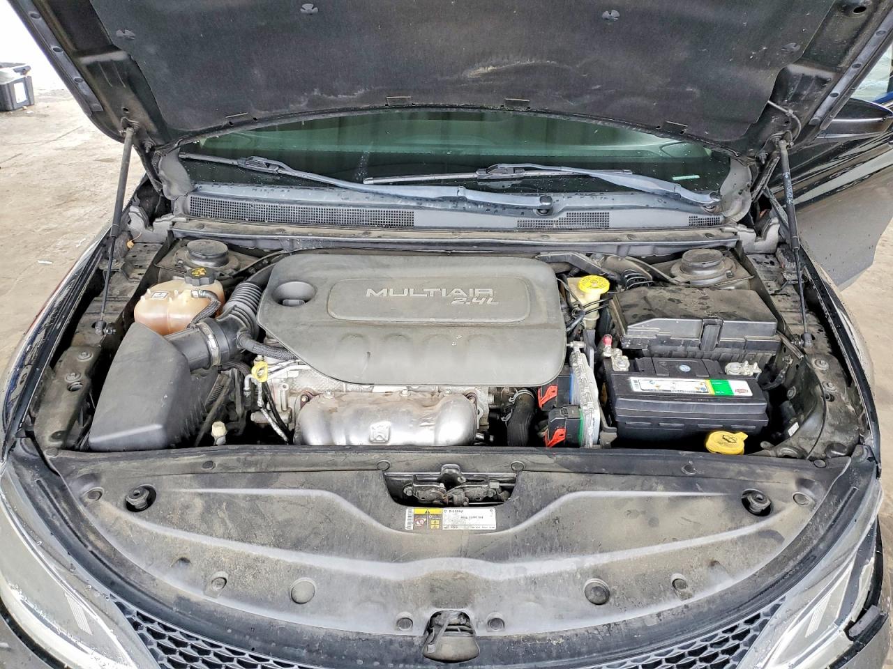 2016 CHRYSLER 200 LIMITED photo 21