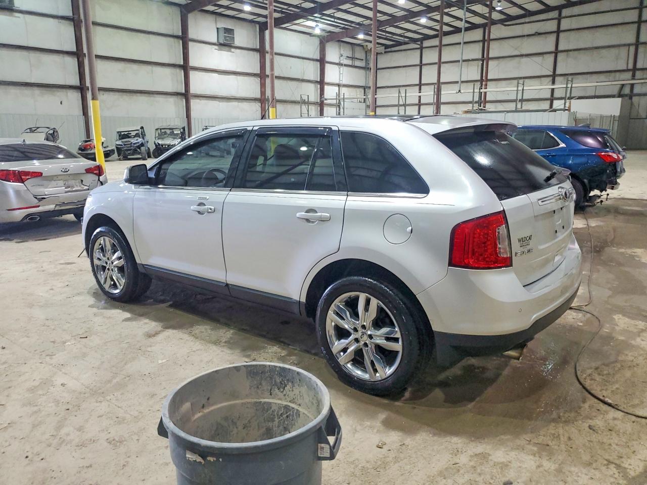 2011 FORD EDGE LIMITED photo 3