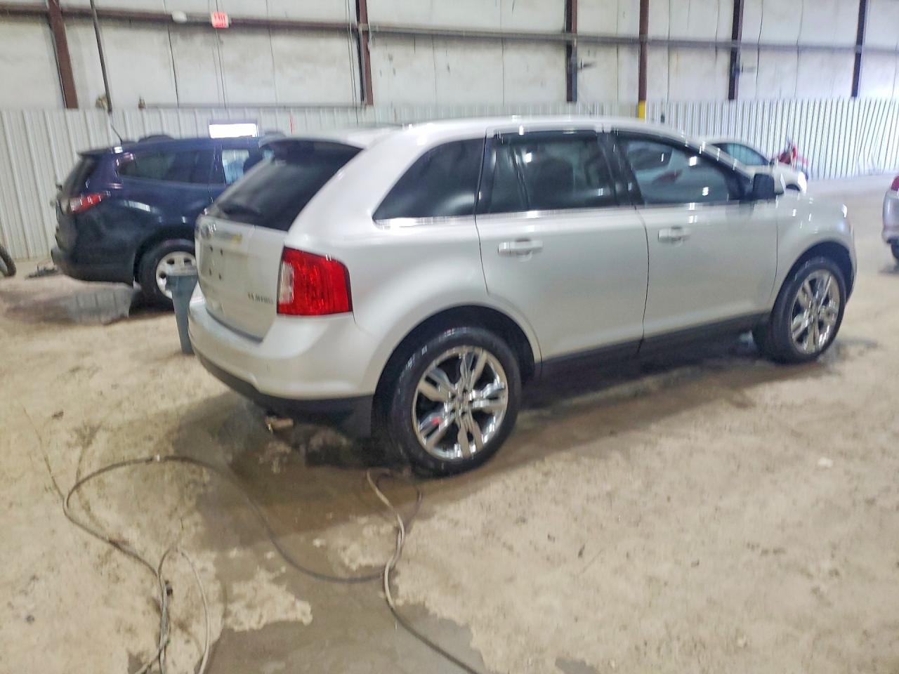 2011 FORD EDGE LIMITED photo 5