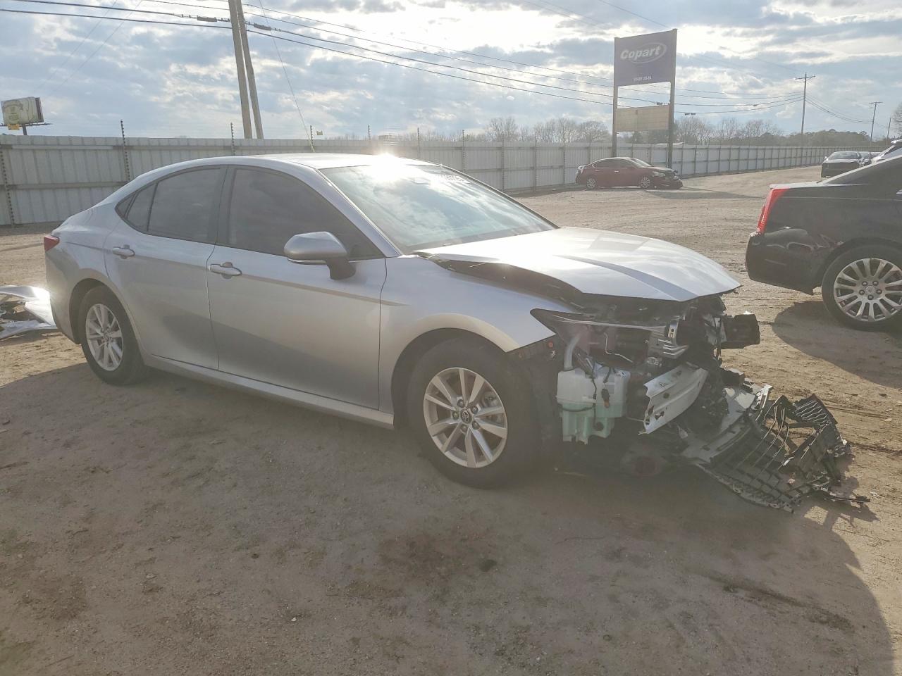 2025 TOYOTA CAMRY XSE photo 4