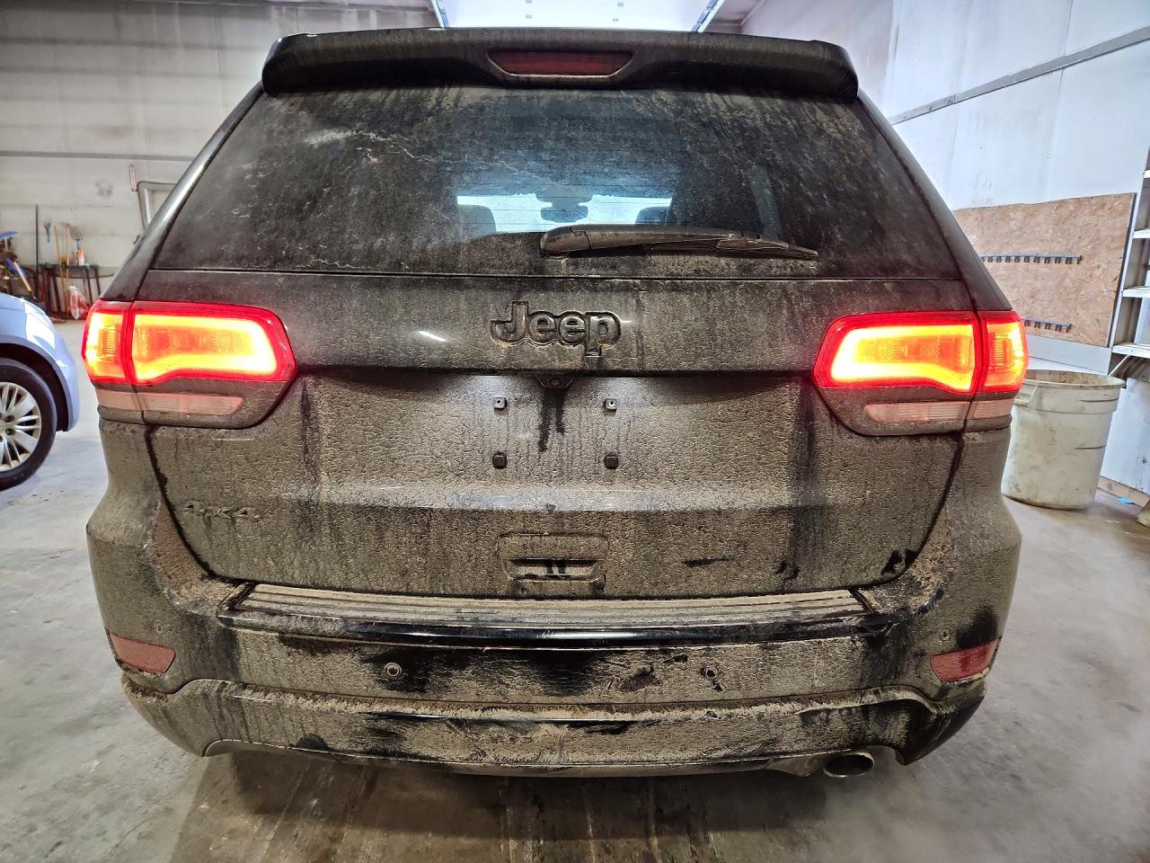 2018 JEEP GRAND CHEROKEE LAREDO photo 11