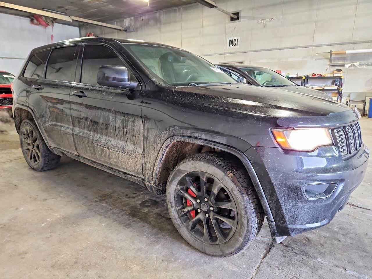 2018 JEEP GRAND CHEROKEE LAREDO photo 7
