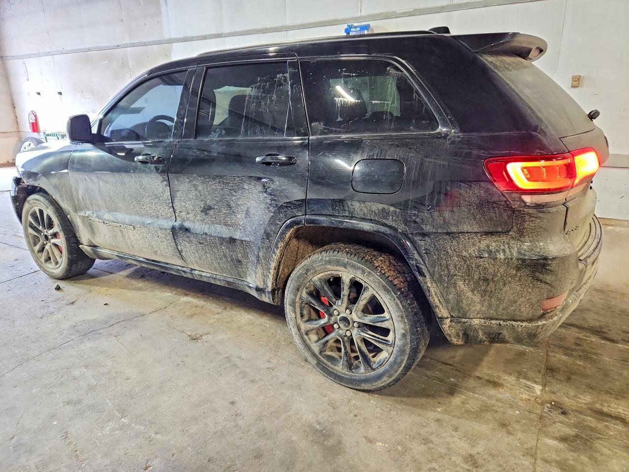 2018 JEEP GRAND CHEROKEE LAREDO photo 3