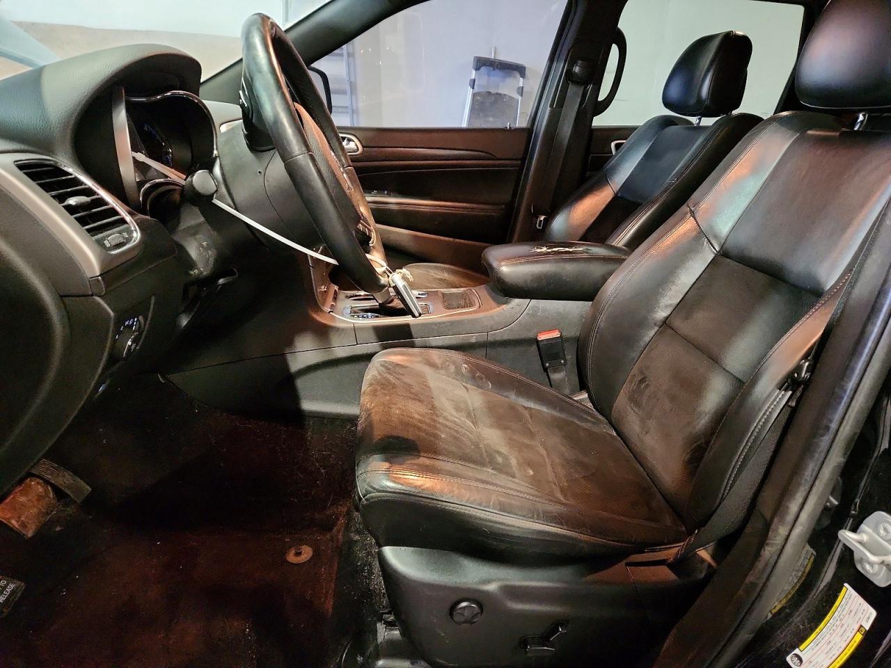 2018 JEEP GRAND CHEROKEE LAREDO photo 13