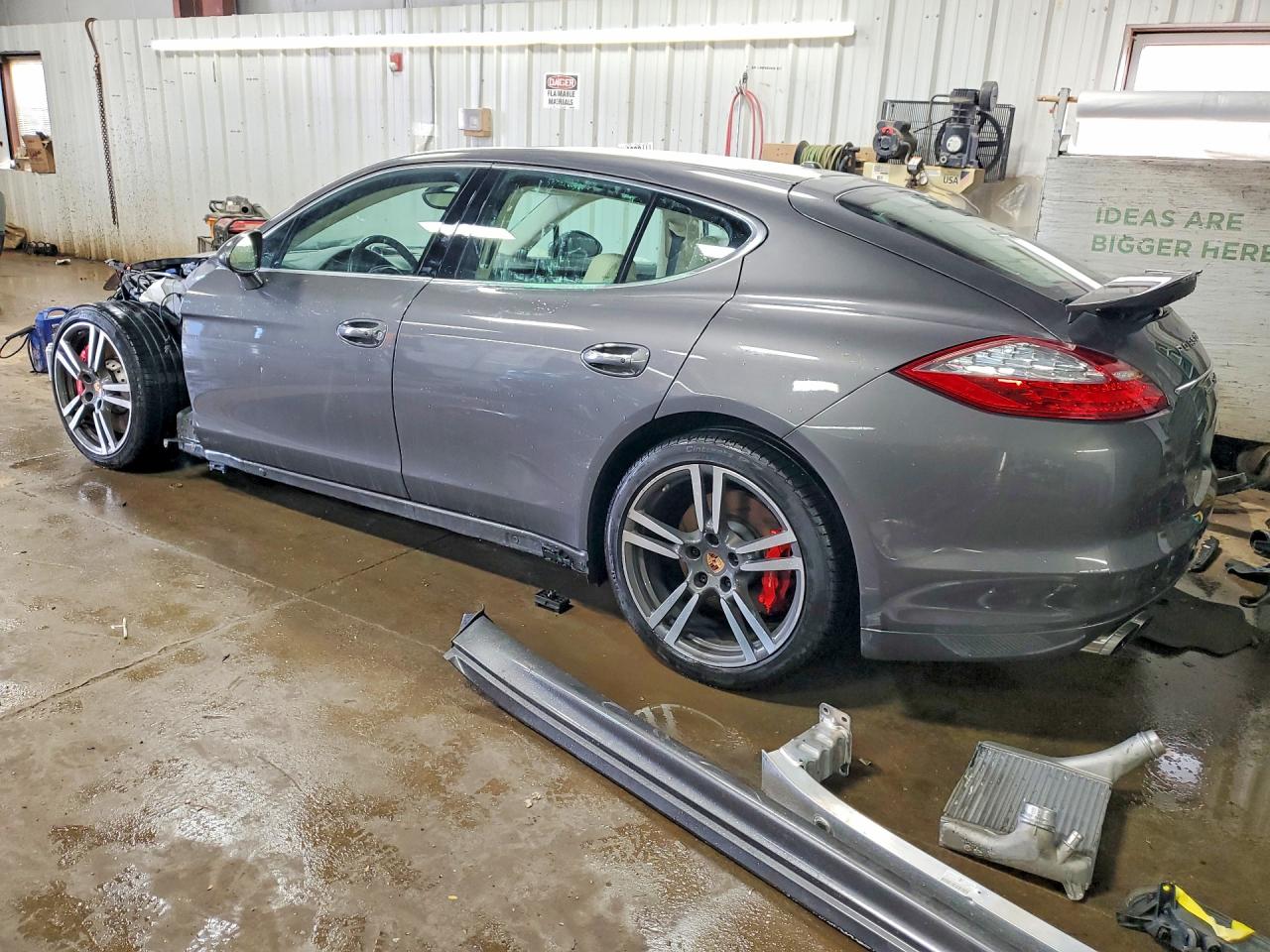 2013 PORSCHE PANAMERA TURBO photo 4