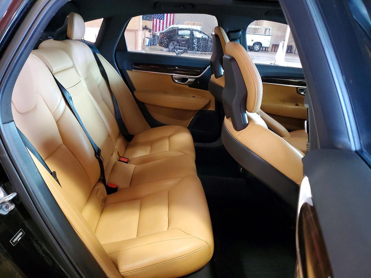 2017 VOLVO S90 T5 MOMENTUM photo 10