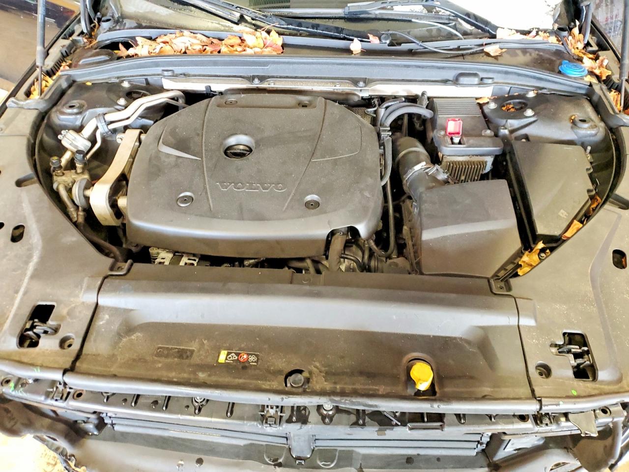2017 VOLVO S90 T5 MOMENTUM photo 11