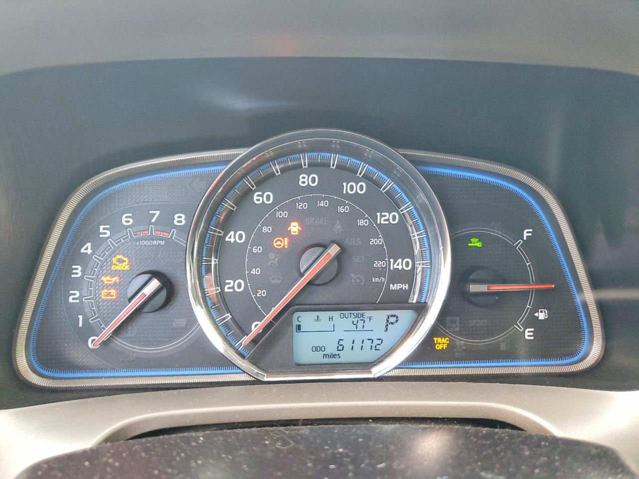 2015 TOYOTA RAV4 LIMITED photo 25